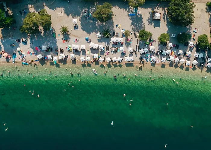 Dream 1-bedroom With Heated Indoor Pool, Jacuzzi & Sauna And Bbq Villa