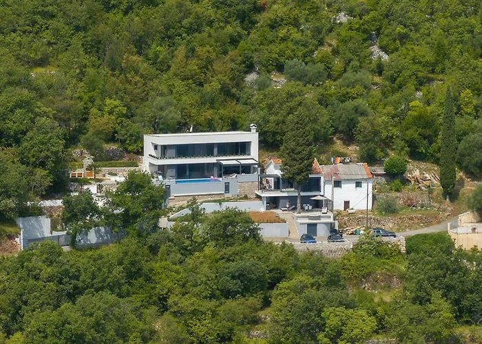 Dream 1-bedroom With Heated Indoor Pool, Jacuzzi & Sauna And Bbq Villa *