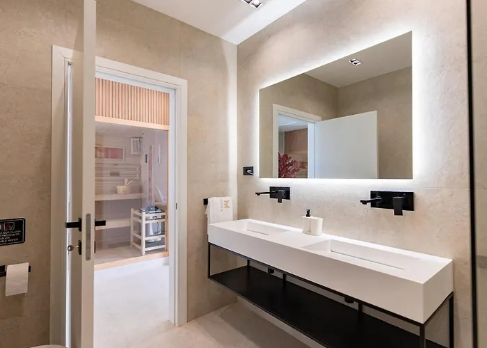 Dream 1-bedroom With Heated Indoor Pool, Jacuzzi & Sauna And Bbq Villa *