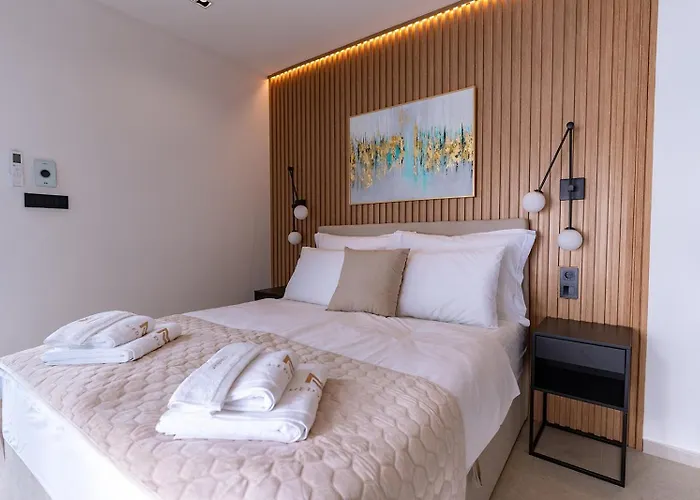 Villa Dream 1-bedroom With Heated Indoor Pool, Jacuzzi & Sauna And Bbq