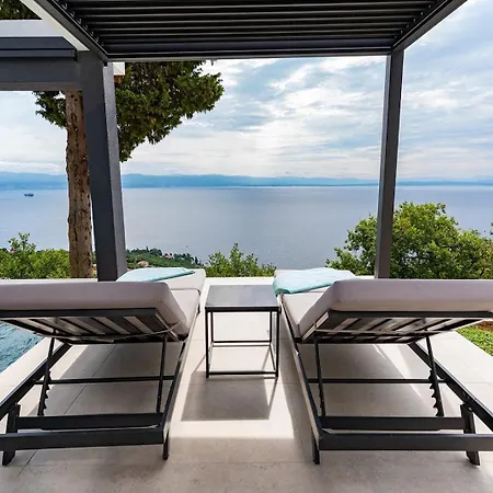 Villa Dream 1-bedroom With Heated Indoor Pool, Jacuzzi & Sauna And Bbq Medveja